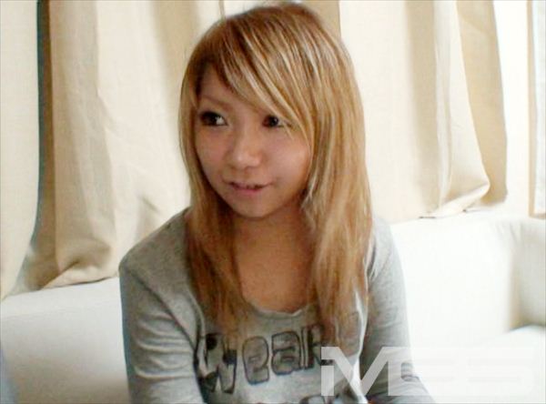 あやこ 22才 専門学生