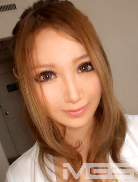 水沢愛理 20歳 エステティシャン