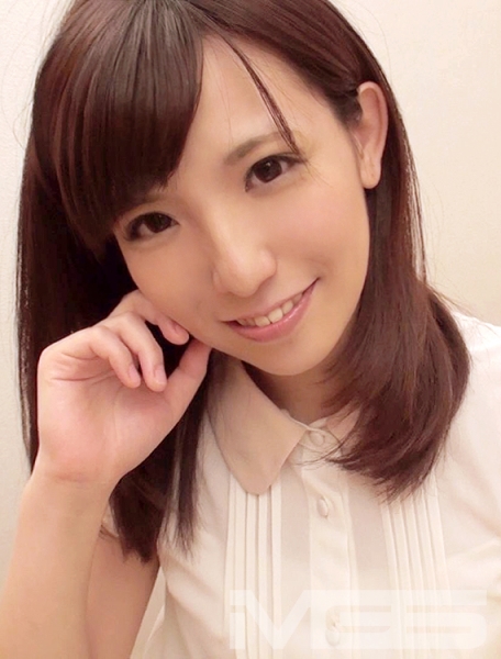 石田みか 23歳 女子大生