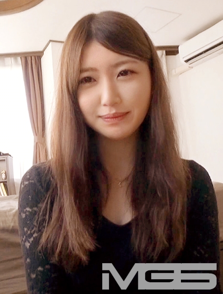 水谷エリナ 24歳 カフェ店員