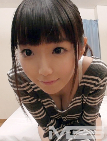 ゆい 18歳 短大生