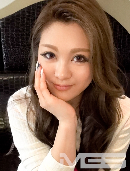 あおい 22歳 アパレル店員