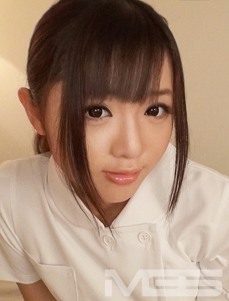 お仕事の合間に、AV体験撮影。01