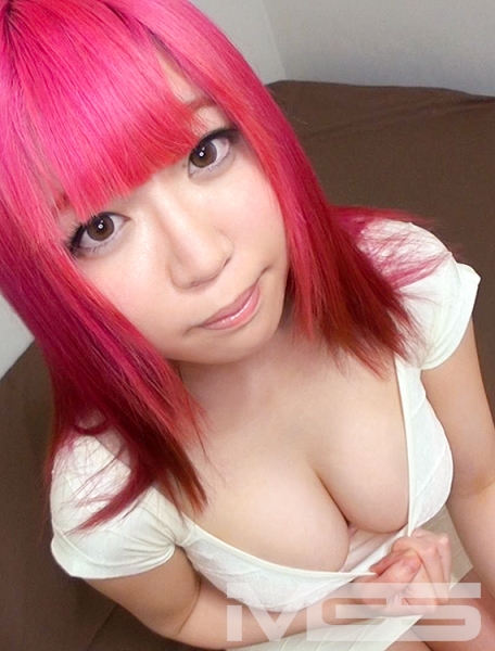 めぐり 19歳 フィギュア職人