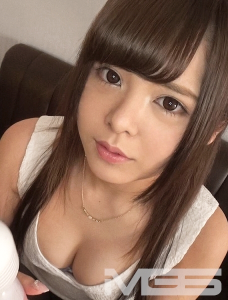 まり 20歳 大学生
