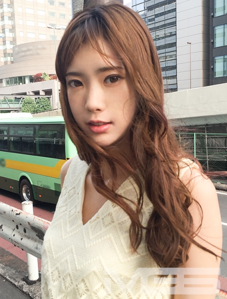 しろ 22歳 美容外科の事務員