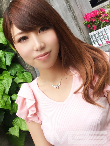 ゆう 21歳 たこやき屋さん店員