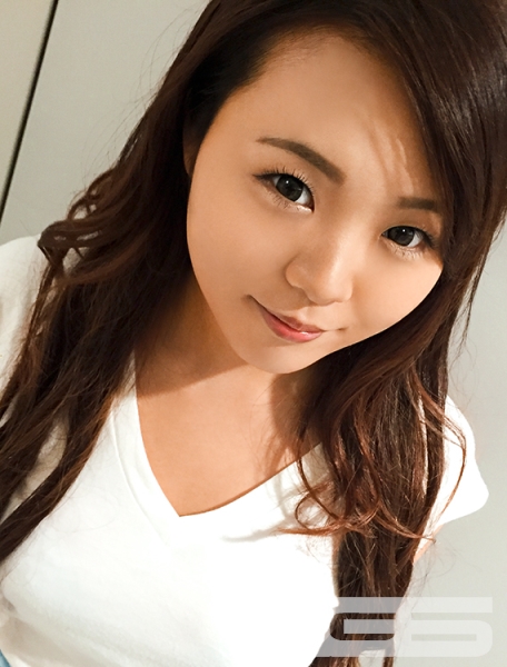 エミリ 20歳 スイミングスクールの先生