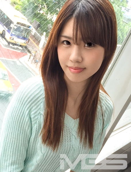 ゆう 22歳 アパレル店員