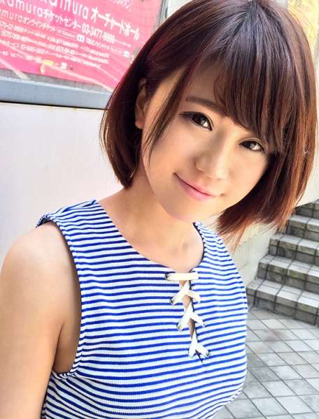 セイナ 19歳 専門学生