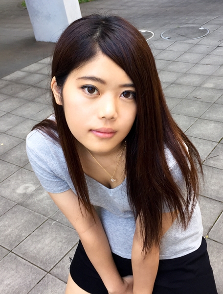 ほのか 19歳 専門学校生