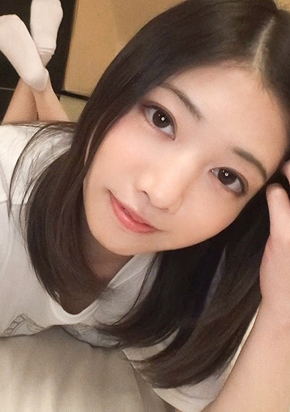 【初撮り】ネットでAV応募→AV体験撮影 926 ダメ男彼氏の指示でAV出演！！彼氏のためとカラダを張る彼女でしたが、チ●ポ目の前にしてめちゃめちゃ嬉しそう♪後ろから…