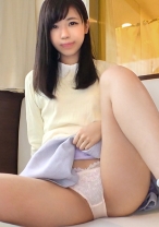 【初撮り】ネットでAV応募→AV体験撮影 950 理性がぶっ飛ぶ潮吹きに、モノ欲しそうな色目線の濃厚フェラ！清楚であどけないと思ってた女の子は、実はとんでもないムッツリスケベだった！