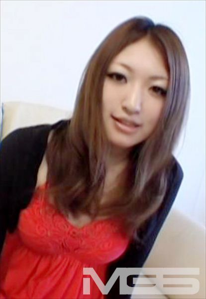 春香 22才 カラオケ店勤務
