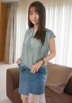 【初撮り】【桃尻×若肌】【膣奥の刺激は..】男受け抜群の桃尻女子大生が参戦。華奢なからだを震わせて部屋に響く甲高い艶声、献身的な妹系女子が魅せるご奉仕は.. 応募素人、初AV撮影 179
