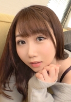 【初撮り】【艶やかな美脚】【快感に震える桃尻】食べる事が大好きなスタイル抜群の美人現役大学生。喉を鳴らして蕩けた表情で巨根を欲しがると、たっぷりと咥えこんで離さず.. ネットでAV応募→AV体験撮影 1751