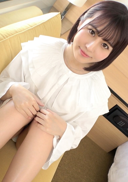 【初撮り】【無邪気な性格】【乳首で逝ける敏感娘】純朴そうなルックスだけど性に貪欲過ぎるJDが登場。立ちバックで激しく突かれながら乳首も同時に責められ、ビクビクと痙攣し…