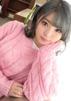 【初撮り】【恥ずかしがり屋ギャル】【敏感早漏体質】派手な見た目とは裏腹に乙女っぽさが滲むギャル系美容師。言葉責めに頬を赤らめながらも秘部を濡らし、激ピストンに連続絶頂してしまう。 ネットでAV応募→AV体験撮影 1749