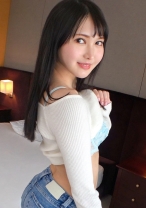 【ずっとイク……！】空港勤務のスレンダーお姉さん。CAではないので飛行機には乗らないけど男の上に乗って腰を振るテクはファーストクラス！？ 応募素人、初AV撮影 339
