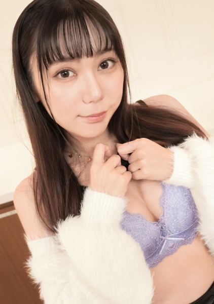 みり 23歳 アルバイト(元アイドル)