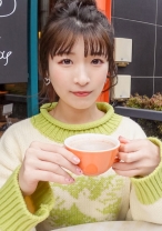 Y2Kファッションにお団子ヘアーのおしゃれな色白東北美人は触ってもいないのに愛液がアソコから溢れ出し指でかき回すと部屋中にビチャビチャグチュグチュとえっちな音を響かせるドエロ美女でした 【初撮り】ネットでAV応募→AV体験撮影 2188