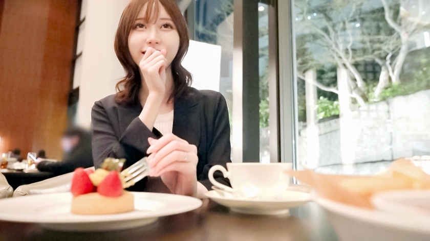 旦那に内緒で応募したシゴデキOLかえでさん。モデルでもやってたか?!と思わせるスタイルを舐めて!舐めて!バックで突きまくれば甘い声で何度も絶頂しちゃう変態ちゃんにジョブチェンジ!知的さから滲み出る女の性欲をご覧あれ! 【初撮り】ネットでAV応募→AV体験撮影 2408 画像1