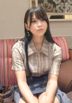 【こういうのが一番エロい】【地味めな女の子が隠れ巨乳だった件】大人しそうな顔してチンコ入れたらガンガン喘ぎまくりの地味子ちゃん！Fカップのおっぱいブルンブルン揺らしな…