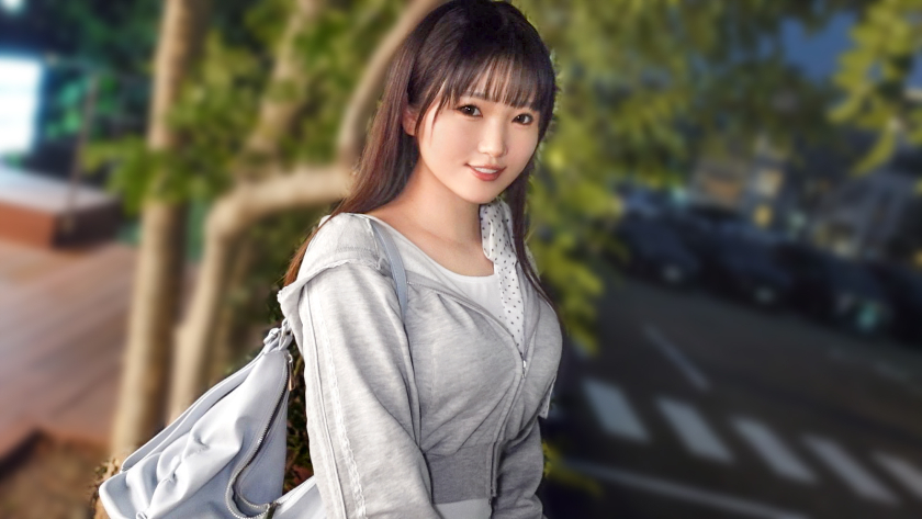 SIRO-5719 年上が好きなオマセな女の子。ポルノ映画館でおじさんに囲まれて興奮してしまう。オマ●コ触ればイクッ、腰を振ればイクッ、もう何をしてもイッてしまう全身性感帯！ 【初撮り】ネットでAV応募→AV体験撮影 2629