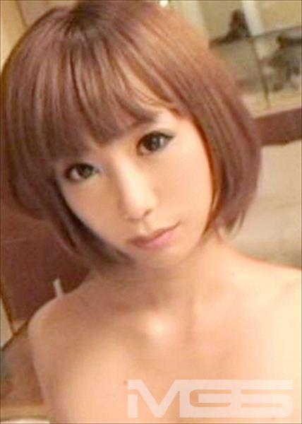 優希 20歳 大学生