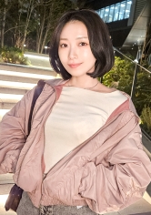 『見られてるって思うだけで濡れる。撮られるほどに体が反応する22歳、いと美容師、彼氏ナシ、恋愛より快感優先の生活誰かに見せることで昂ぶる見せたがり体質は、パンツにシミができるほどの性欲を抱えたまま、カメラの前で解放されていく波打つでか尻、フェラ中に自分で乳首をいじる指、腰が引けても止まらない中イキ──ハメ撮りという名の性癖開示ファイル』【初撮り】ネットでAV応募→AV体験撮影2392