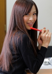 微乳すぎる新人編集部員 唯川千尋_img