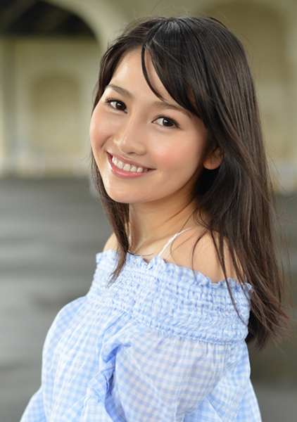 衝撃少女 梨紗