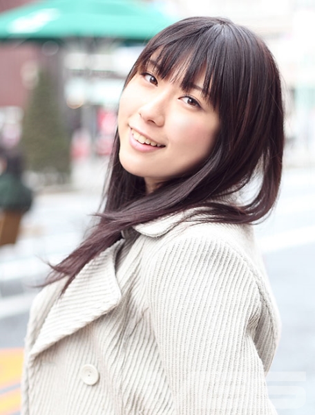 美少女23区顔射デート 美衣