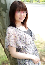 メガネナカノジョ 美紀