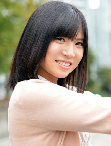 ミュージカル女優にオナニー見せつけ あみな