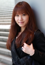 大人の絵本 理沙