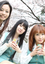 大人の絵本 紗希(26) 美久(25) 静香(27)