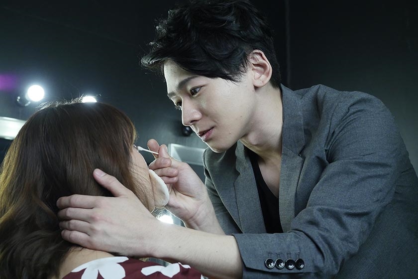 GOSSIP&SCANDAL  FOCUS001 浜崎真緒 向理来 美咲かんな 宮下華奈_0