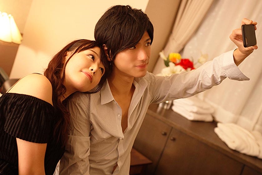 GOSSIP&SCANDAL  FOCUS001 浜崎真緒 向理来 美咲かんな 宮下華奈_15