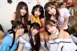 【VR】超全身舐めアイドル究極ハーレムVR 大好きな推しのアイドルたちに囲まれチ○ポはもちろん足の先から身体中、顔面まで全身同時舐め回し！さらに全員ナマ挿入アイドル孕… 永瀬ゆい 南乃そら 安藤もあ 朝日りん 夜空あみ 綾瀬ひまりサンプル画像6