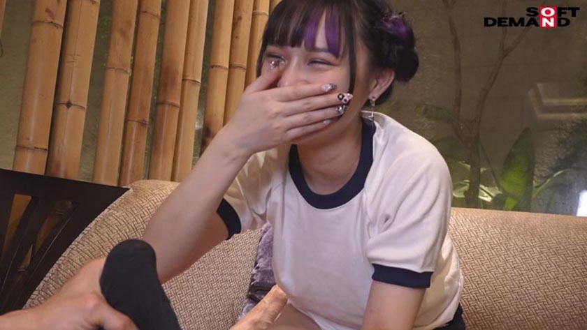 こんな顔してえっっっぐいアクメするほどデカチン狂でした。総fw60万人の台湾美少女が、デカチン日本代表3名と乱れ逝き！ 小さいマ●コの膣穴いっぱいにチ◯ポが入り込む激ピストンにも、感謝が止まらない！！ 大絶頂 謝謝セックス  齋齋いつき 画像6