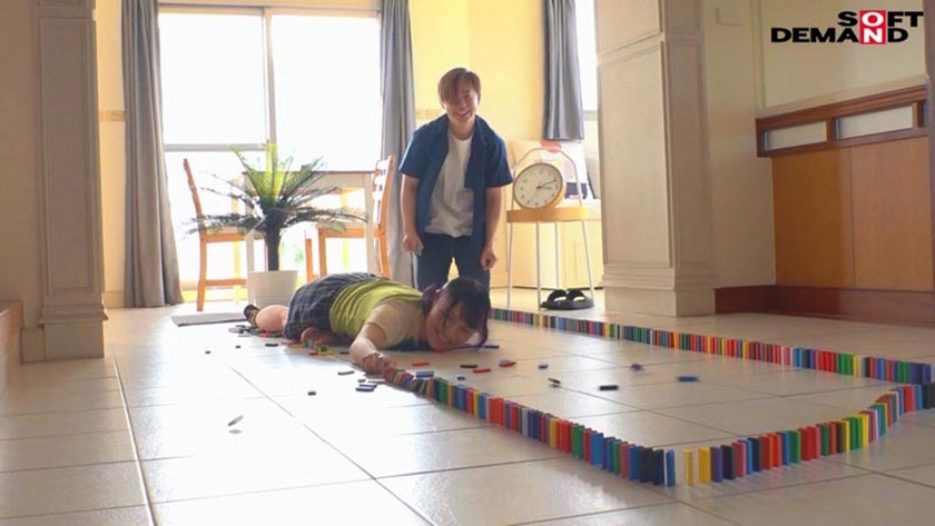 いきなり全身拘束から始まる24時間リアル大脱出 齋齋いつき史上最難解のパニックイライラ？！SEXドキュメント！ 累計総フォロワー40万人台湾美少女インフルエンサーが、言葉の通じない純日本人男優さんと2人きりで山奥に閉じ込められて、感情むき出しおっぱいお尻おま○こもむき出し、知力・語学・思考とザーメンをすべて出しきる本気の脱出に挑む！！_9