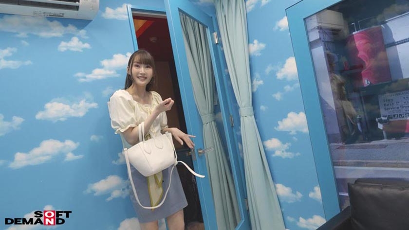 【初撮り】清楚なルックスと強すぎる性欲のギャップがエぐいドラックストアバイトのドスケベ女子大生、地元を飛び出し「本物のAVセックス」を体験して覚醒 かすみ 22歳 高瀬佳澄 画像6