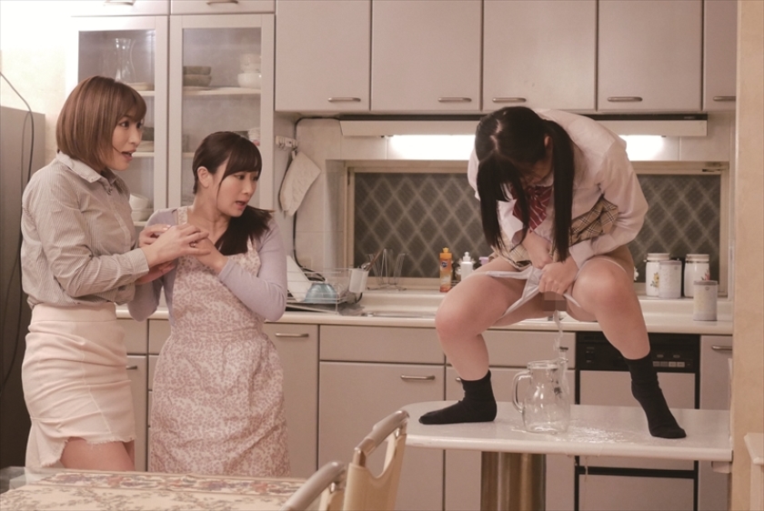 支配された家族 川上ゆう 夏希みなみ 宮沢ゆかり 若月まりあ_1