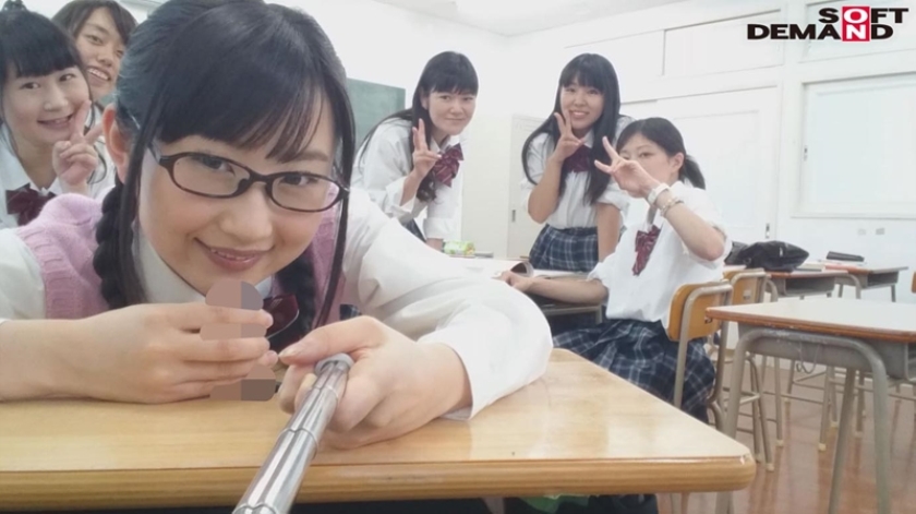 日常生活にある私たちのおちんちんペット_18