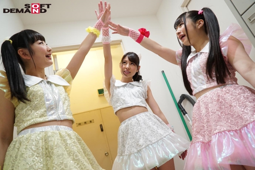 ―セックスが溶け込んでいる日常― 芸能界で「常に性交」アイドル 神坂ひなの あおいれな 桃尻かのん_8