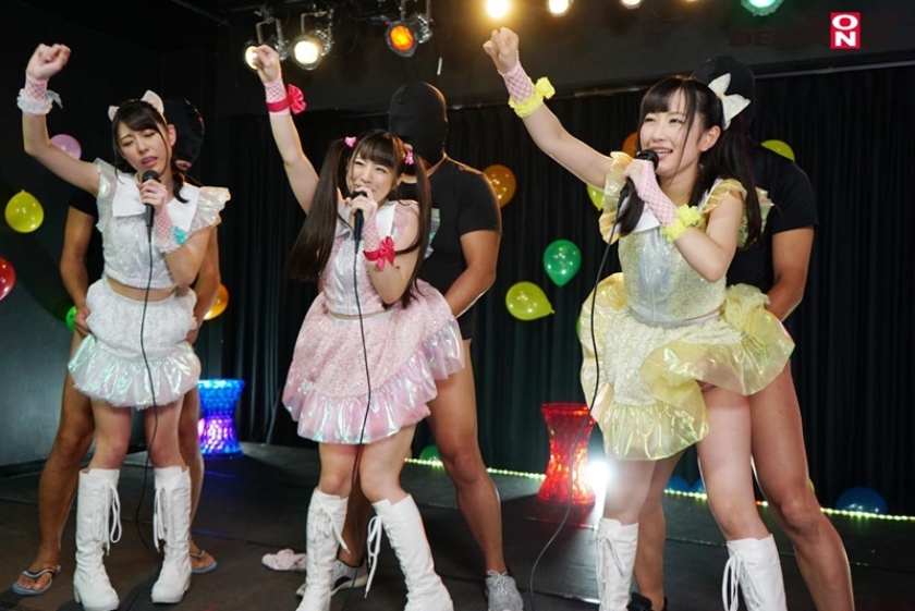 ―セックスが溶け込んでいる日常― 芸能界で「常に性交」アイドル 神坂ひなの あおいれな 桃尻かのん_9