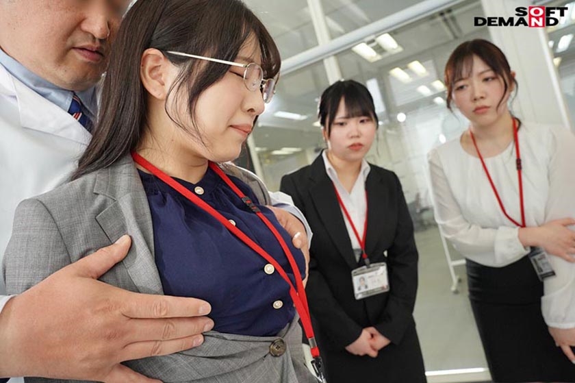 「人は延々と潮を噴かされ続けたらどうなるか?」をSOD女子社員3名が真面目に検証 計82回の拡散!長距離!連続!イクスプロージョン潮噴き実験 SOD性科学ラボREPORT 21 加賀谷恋白 沢村新渚 赤城恩 画像2