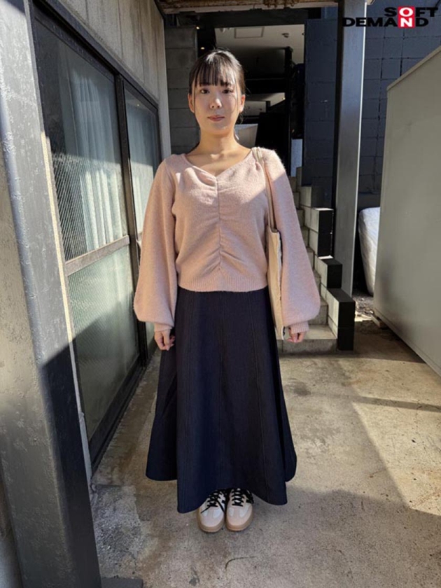 マジックミラー号 まじめ妊活女子限定!子作り中の若くて敏感な柔肌をじっくり診察!乳房をいやらしい触診でこねくり回すと分泌物が膣から溢れてデカチン生挿入!赤面羞恥の婦人科検診! 画像6