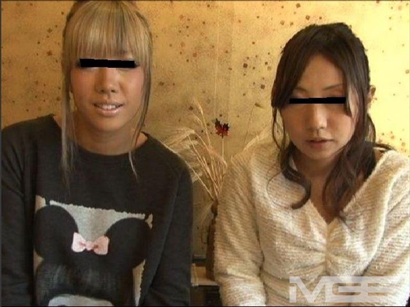 箱根強羅温泉で見つけたお嬢さん 裸より恥ずかしい水着で混浴入ってみませんか？_2